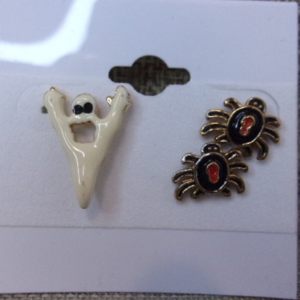 Halloween Spider Pierced Earrings Enamel Ghost Tack Pin